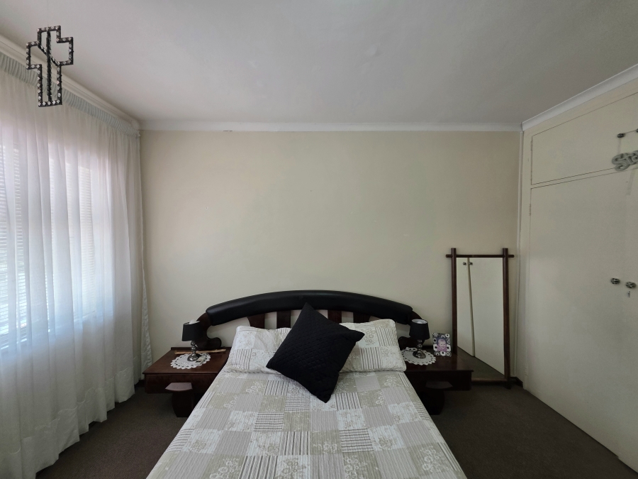 4 Bedroom Property for Sale in Jan Cillierspark Free State